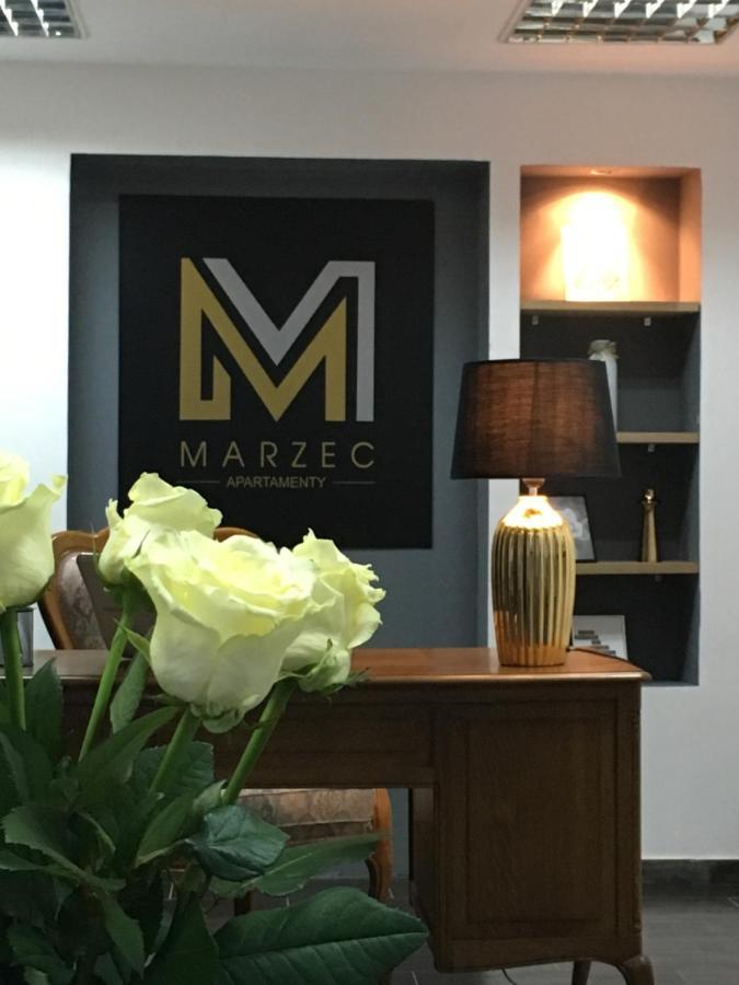 Rezydencja Marzec Gniezno Ngoại thất bức ảnh