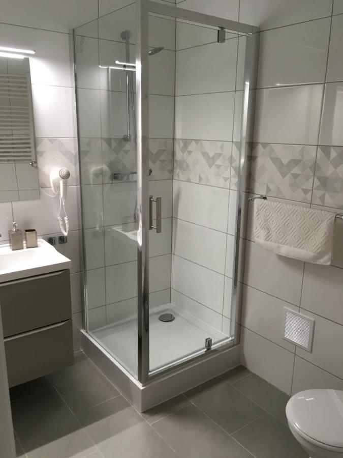 Rezydencja Marzec Gniezno Ngoại thất bức ảnh